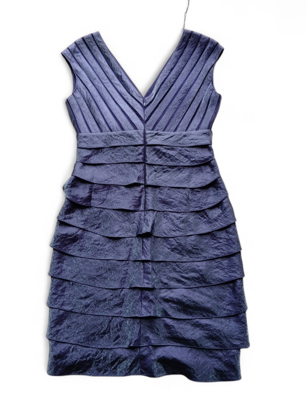 Adrianna Papell Size 4P Shimmery Violet Tiered V-Neck Dress - Picture 7 of 7